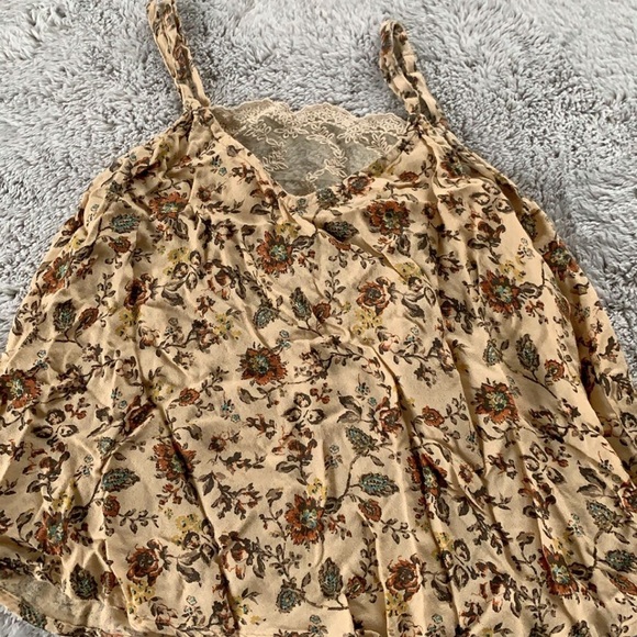 American Rag top - Picture 2 of 3